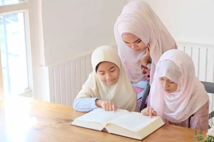 Dari Pilar Keluarga Menuju Pilar Bangsa: Meneguhkan Perempuan Sebagai Kunci Peradaban